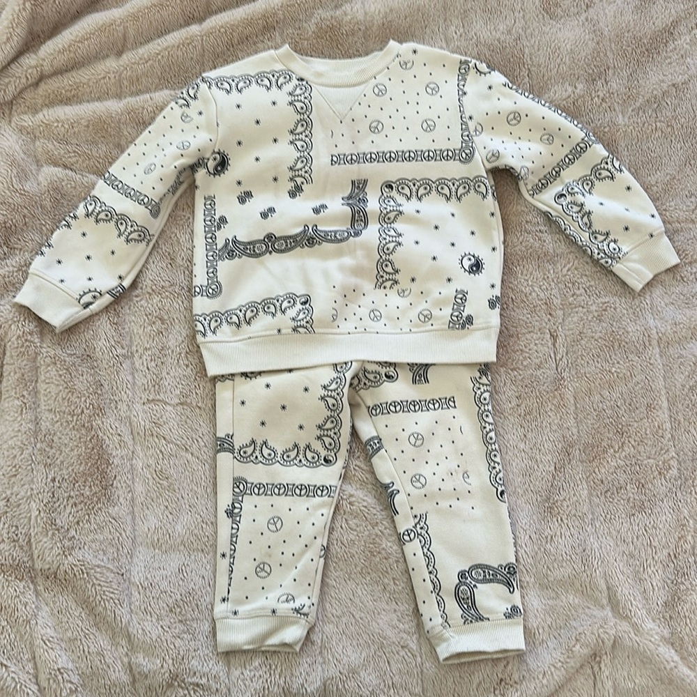 Little Co. Sweat Set in Cream Bandana